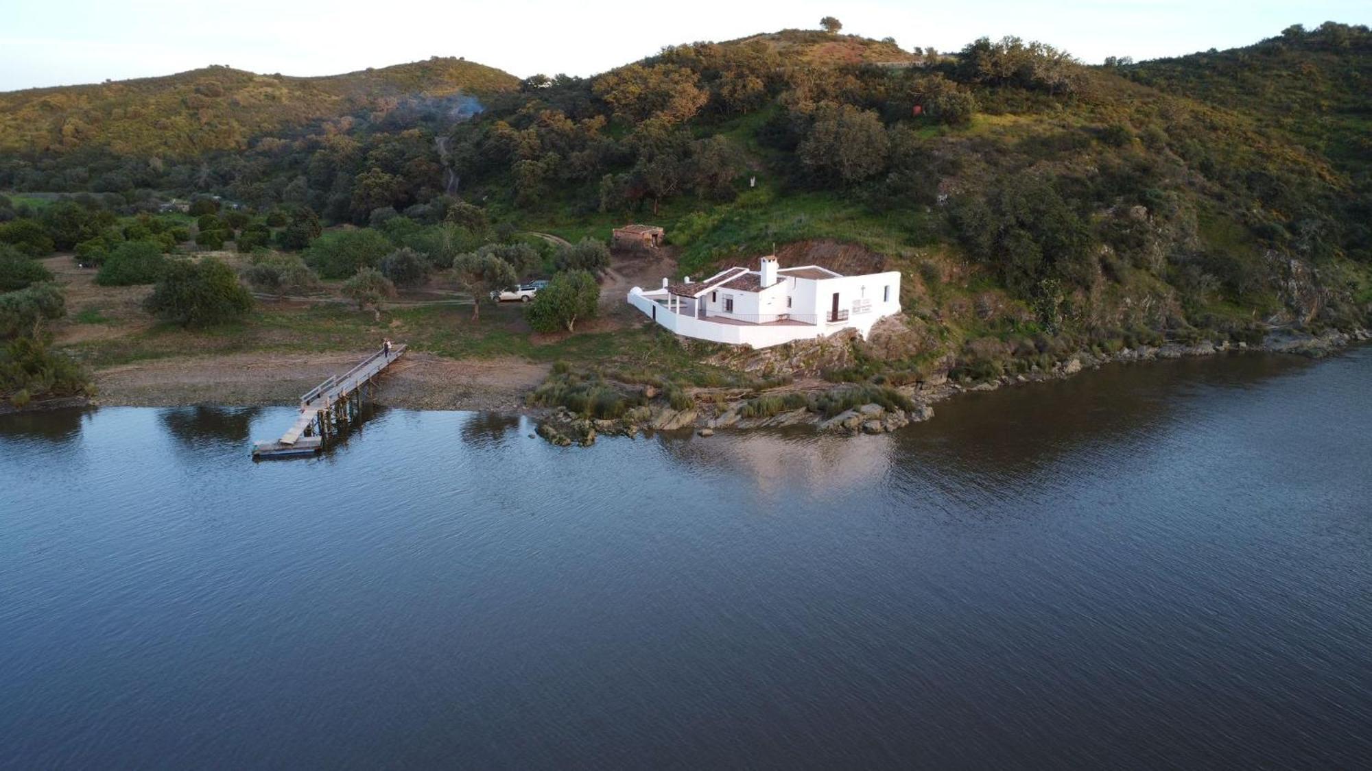 Magnifica Casa A Orillas Del Guadiana ウエルバ エクステリア 写真